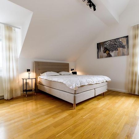 Apartament Flexible Selfcheckins 49 - Zagreb - Parking - New - Luxury Zewnętrze zdjęcie