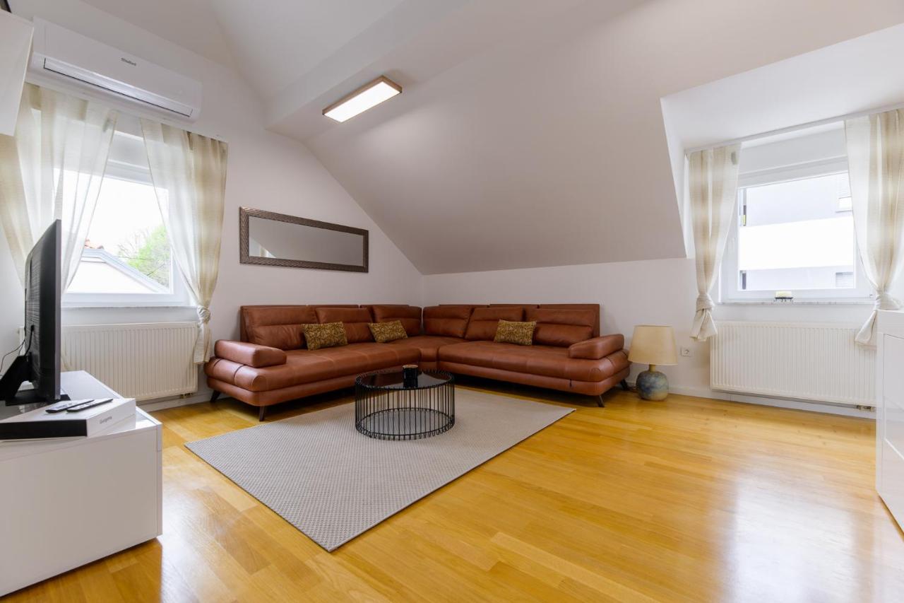 Apartament Flexible Selfcheckins 49 - Zagreb - Parking - New - Luxury Zewnętrze zdjęcie