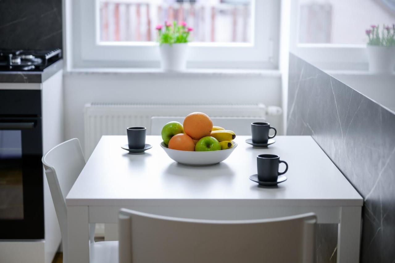 Apartament Flexible Selfcheckins 49 - Zagreb - Parking - New - Luxury Zewnętrze zdjęcie