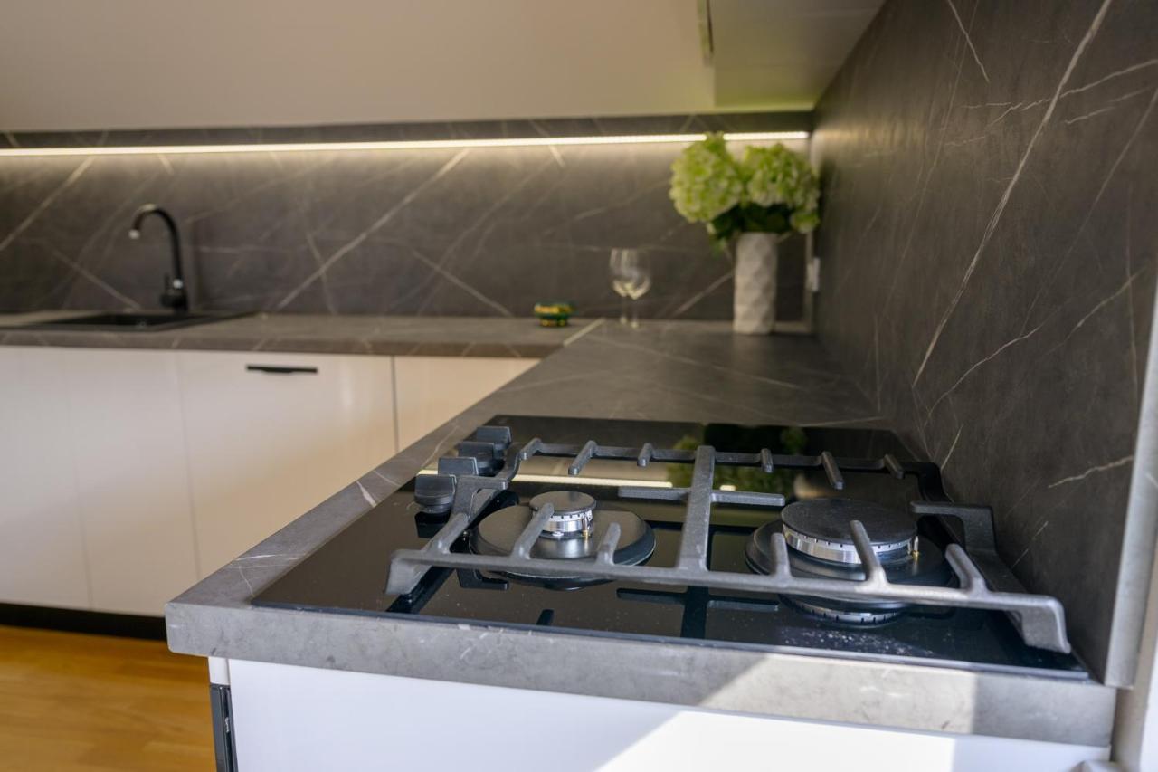 Apartament Flexible Selfcheckins 49 - Zagreb - Parking - New - Luxury Zewnętrze zdjęcie